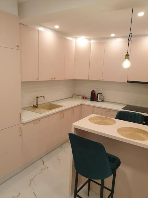 Mia Gi Luxury + Garage Apartment โมสตาร์ ภายนอก รูปภาพ