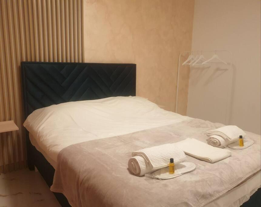 Mia Gi Luxury + Garage Apartment โมสตาร์ ภายนอก รูปภาพ
