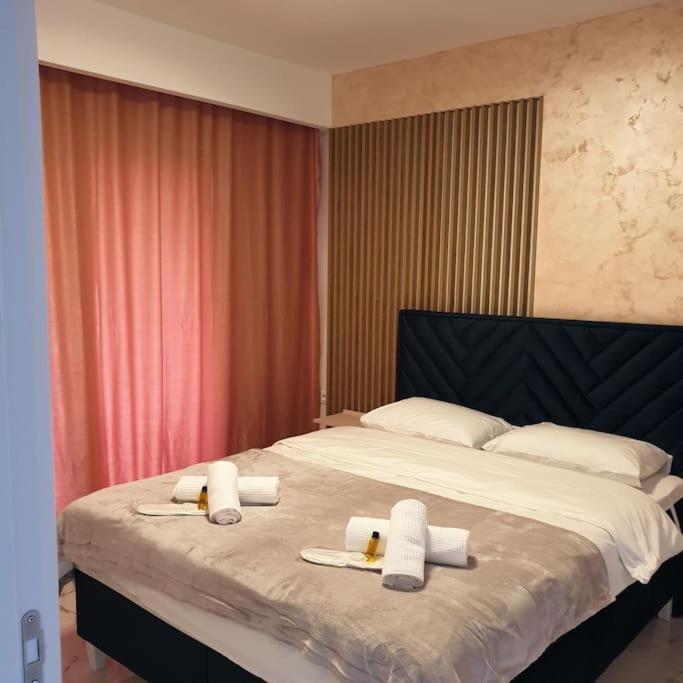 Mia Gi Luxury + Garage Apartment โมสตาร์ ภายนอก รูปภาพ